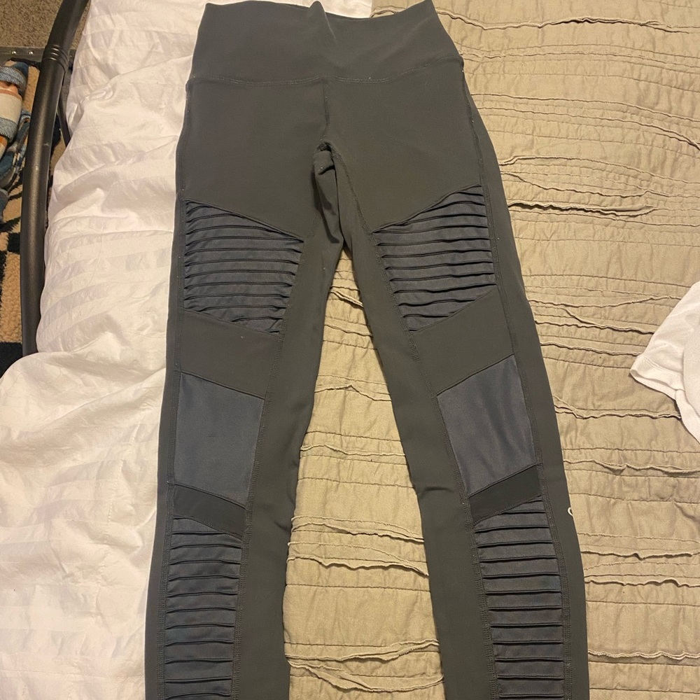 Alo moto leggings